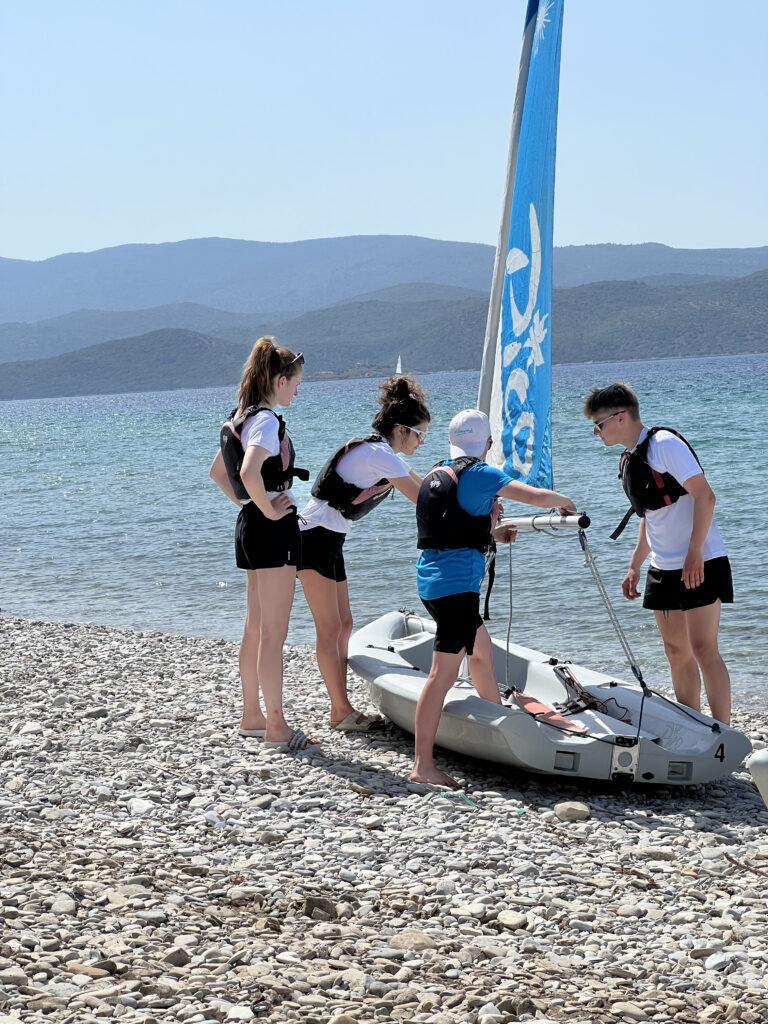 Fast Track Programme 2022 - RYA Dinghy Instructor Training