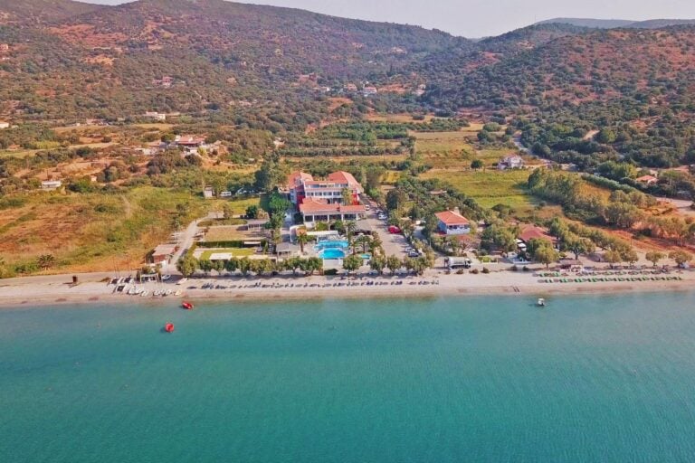 A bird's eye view of the hotel and the beach right outside the hotel