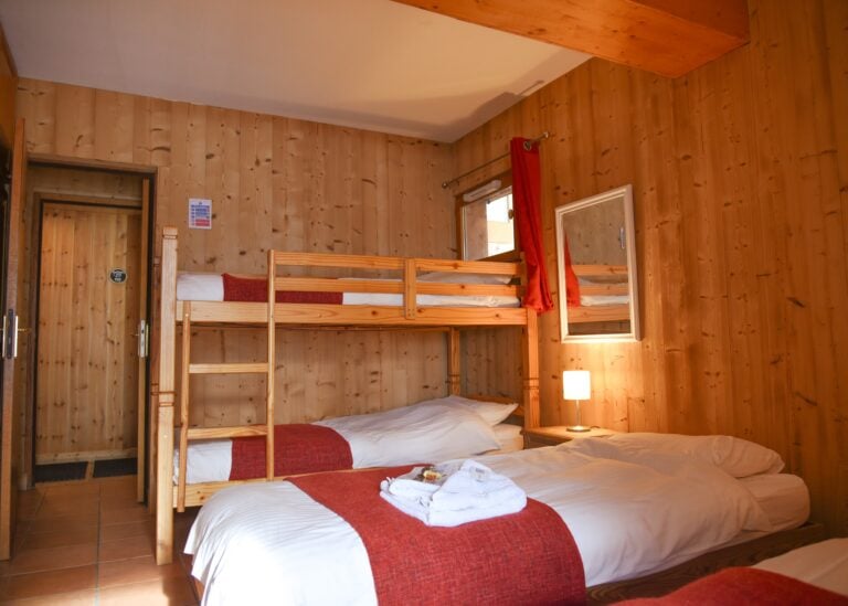 ROOM 1.1