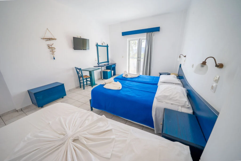 Corner Rooms (4)
