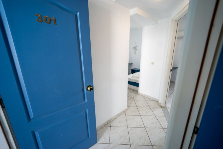 Corner Suite